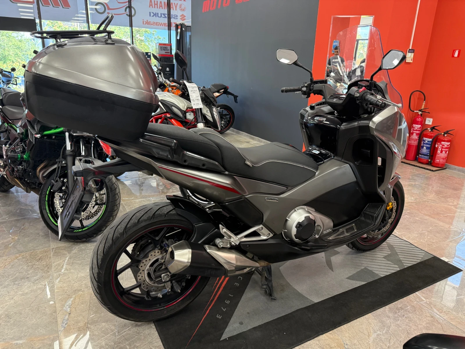 Honda Integra INTEGRA S 750 lED - изображение 5