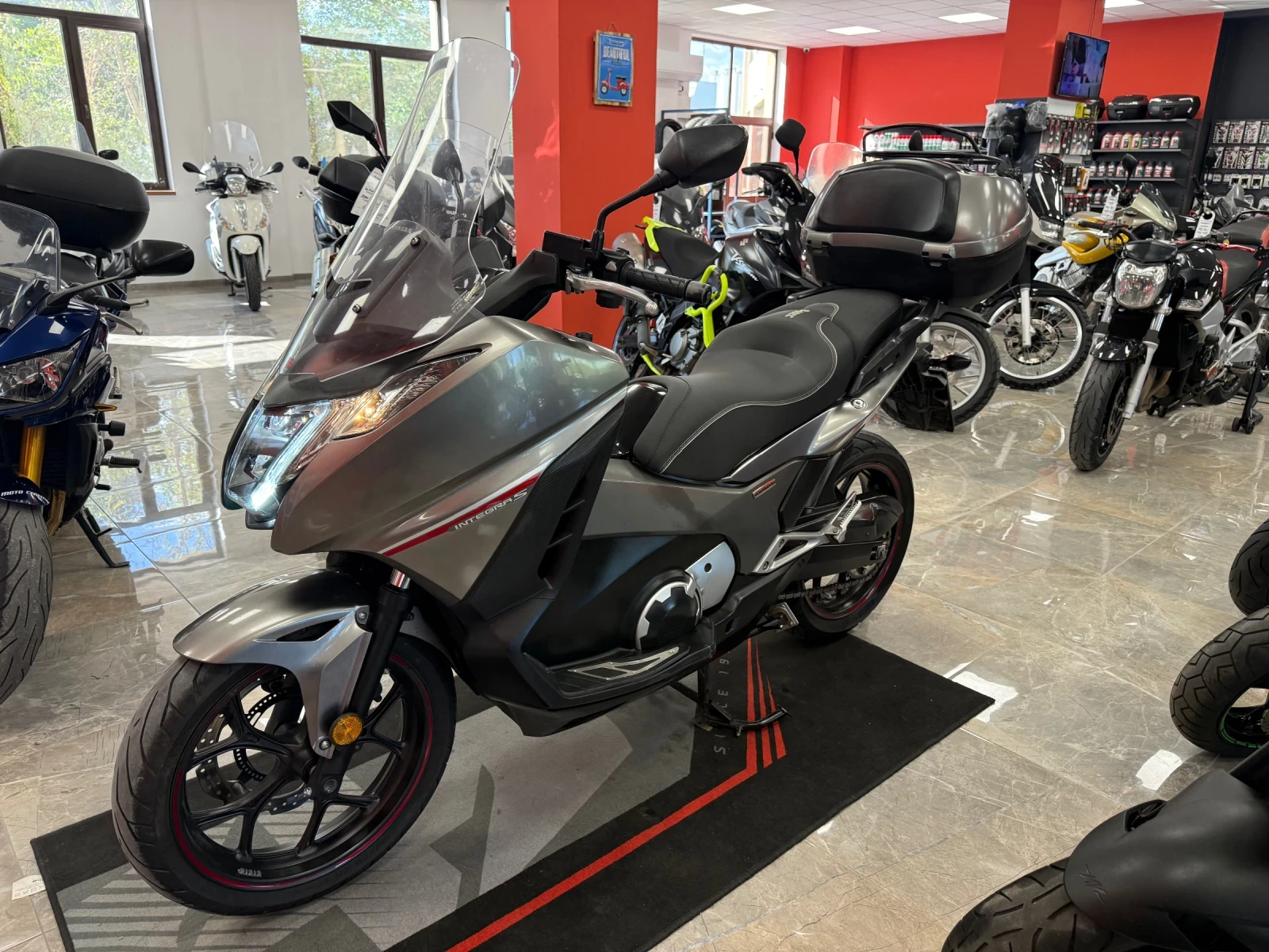 Honda Integra INTEGRA S 750 lED | Mobile.bg   11