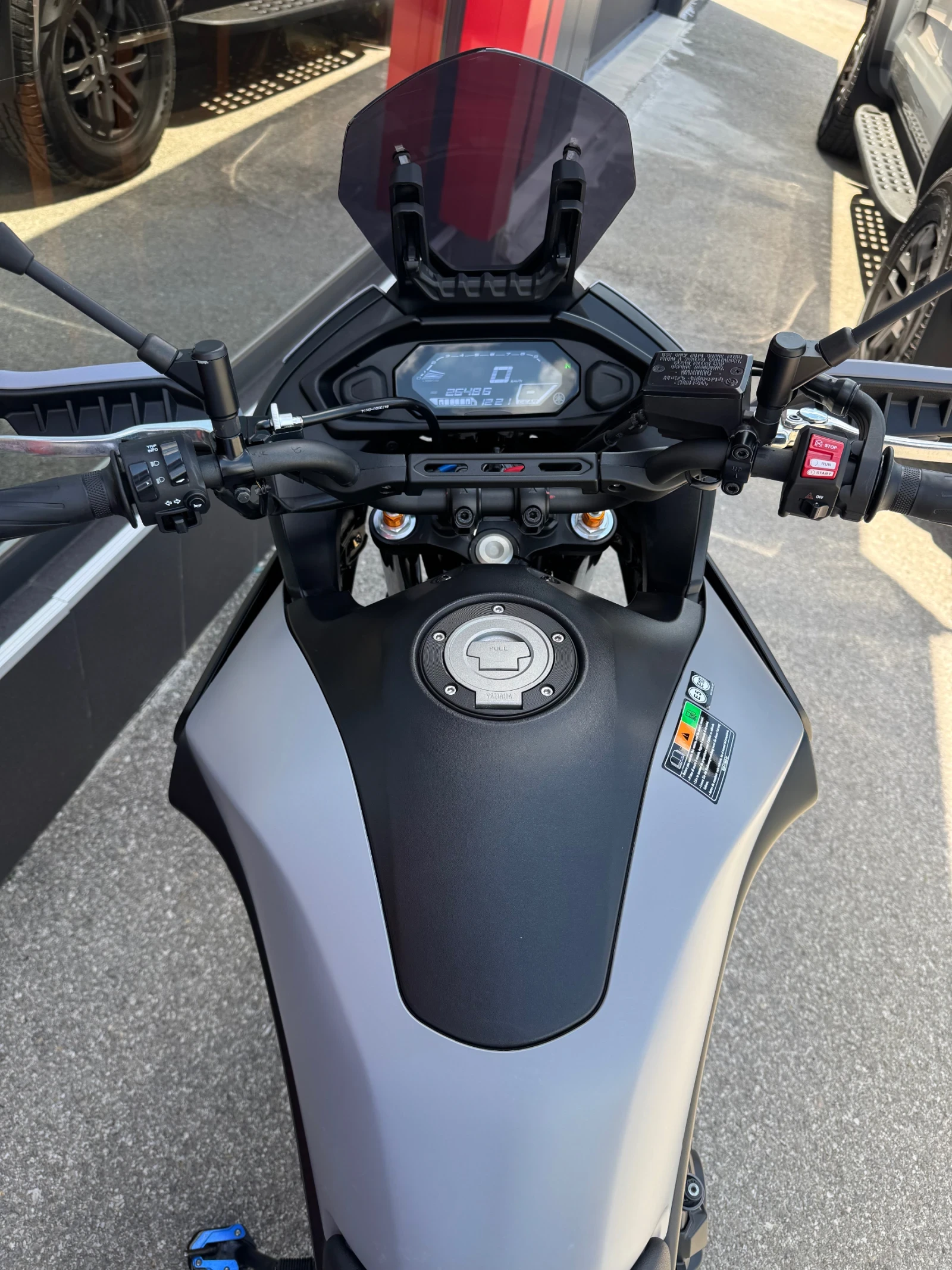 Yamaha Mt-07 TRACER-3 КУФАРА-26000км, снимка 16 - Мотоциклети и мототехника - 54968164