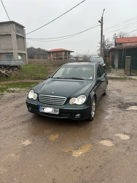 Mercedes-Benz C 220, снимка 2