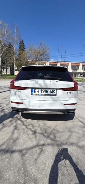 Volvo V60 Cross Country 2.0 Hybrid 4x4 8скорости Face, снимка 3