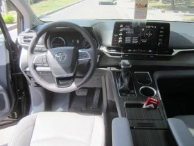 Toyota Sienna  LIMITED 2.5 HYBRID AWD | Mobile.bg    8