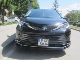     Toyota Sienna  LIMITED 2.5 HYBRID AWD