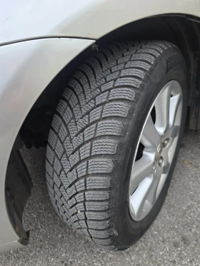 Toyota Corolla verso, снимка 13