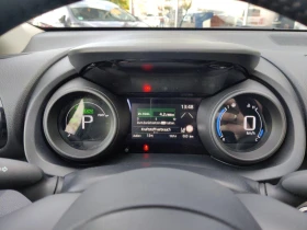 Toyota Yaris HYBRID* TEAM-D* DISTR* LED* KEYLESS* CARPLAY, снимка 10