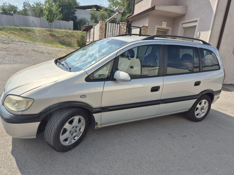 Opel Zafira DTI, снимка 2 - Автомобили и джипове - 47455608