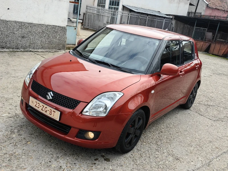 Suzuki Swift 1.3I , снимка 1 - Автомобили и джипове - 49150993