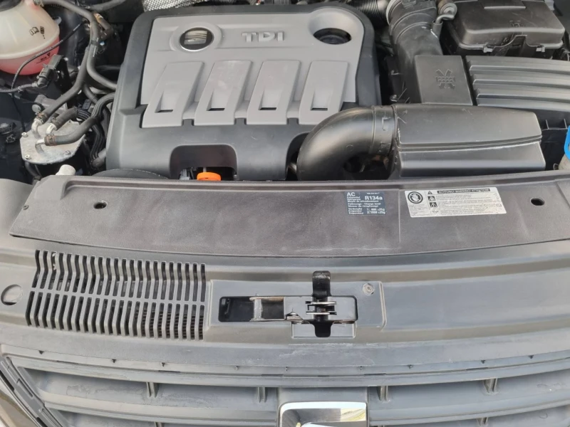 Seat Alhambra 2.0Tdi DSG.Navi.Панорама, снимка 11 - Автомобили и джипове - 51303617