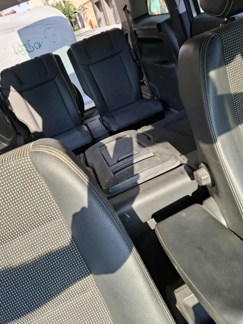 Opel Zafira, снимка 8 - Автомобили и джипове - 52648334