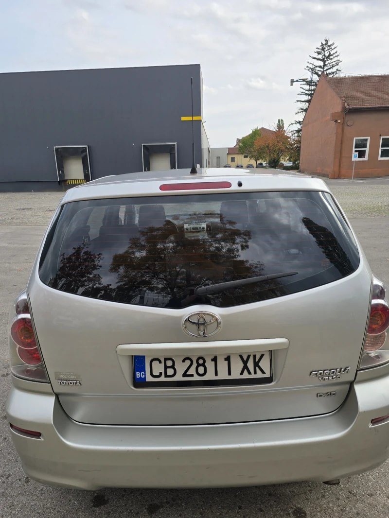 Toyota Corolla verso, снимка 4 - Автомобили и джипове - 52132595