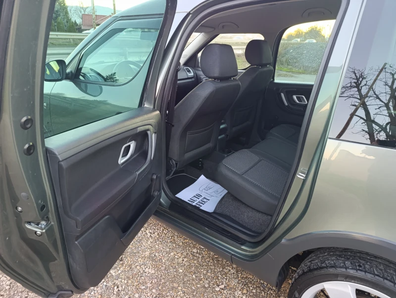 Skoda Roomster SCOUT-1.4i-16v БЕНЗИН, снимка 10 - Автомобили и джипове - 52419315
