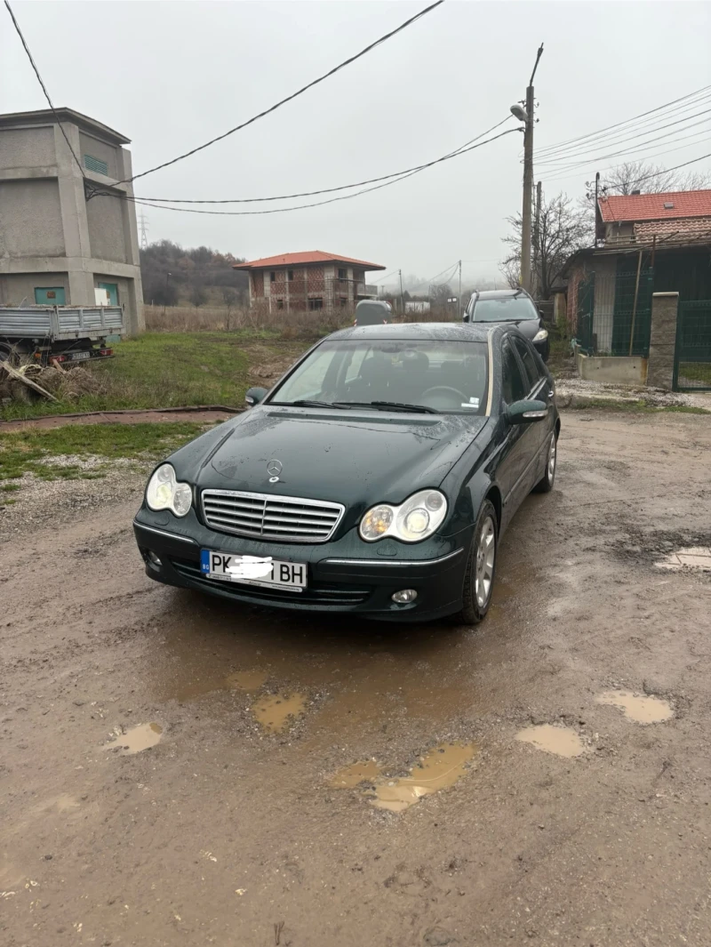 Mercedes-Benz C 220, снимка 2 - Автомобили и джипове - 52583340
