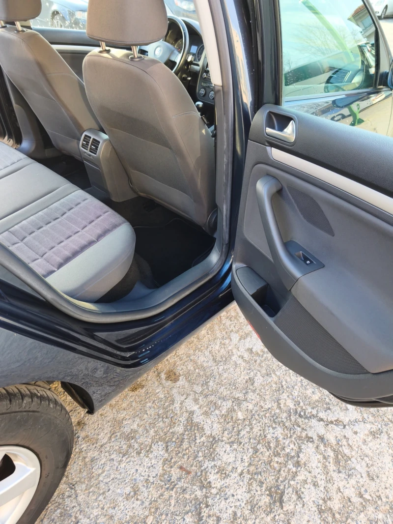 VW Golf 1.9 TDI 105 к.с.2007г., снимка 8 - Автомобили и джипове - 53035864