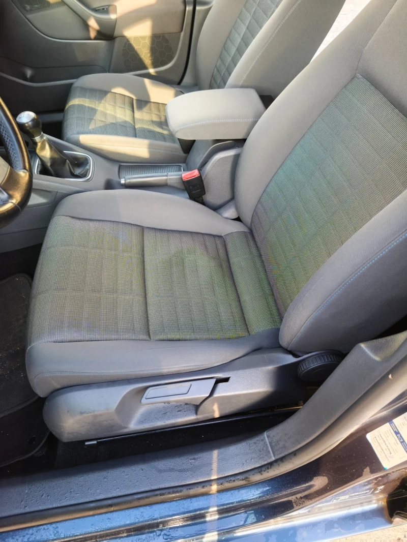 VW Golf 1.9 TDI 105 к.с.2007г., снимка 10 - Автомобили и джипове - 53035864