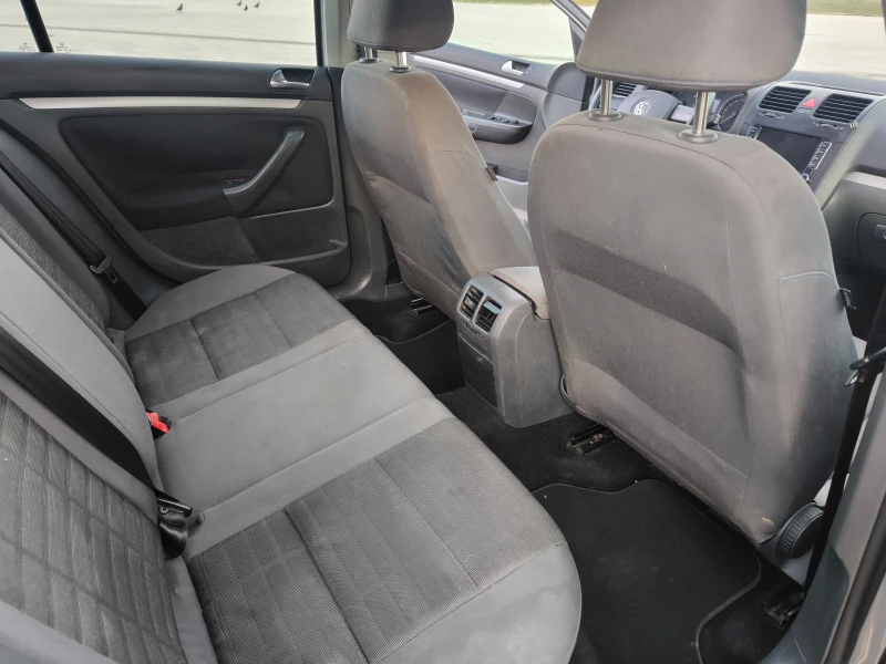 VW Golf 5, снимка 3 - Автомобили и джипове - 53300302