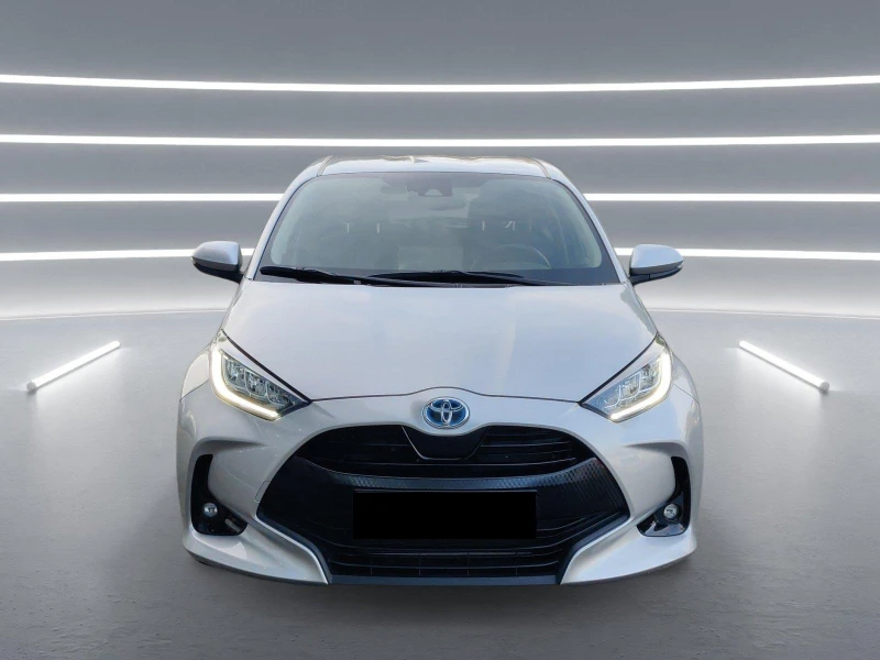 Toyota Yaris HYBRID* TEAM-D* DISTR* LED* KEYLESS* CARPLAY, снимка 2 - Автомобили и джипове - 53437171