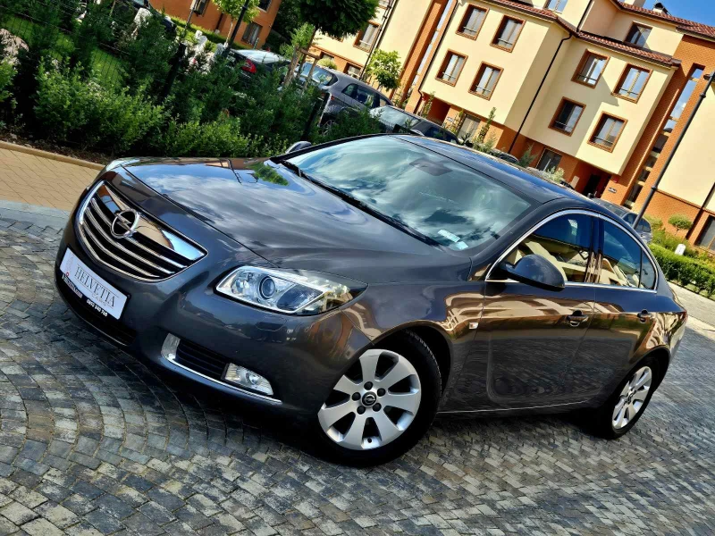 Opel Insignia * 2.0* CDTI* NAVI* AUTOMAT* - 10300 лв. - 51805802 1
