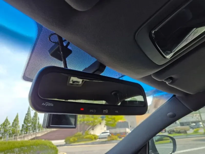 Kia K7, снимка 13 - Автомобили и джипове - 55829843