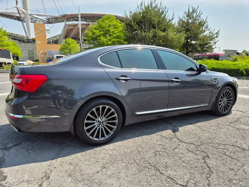 Kia K7, снимка 5 - Автомобили и джипове - 55829843