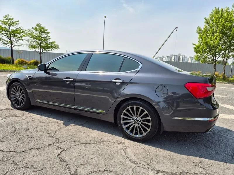 Kia K7, снимка 6 - Автомобили и джипове - 55829843