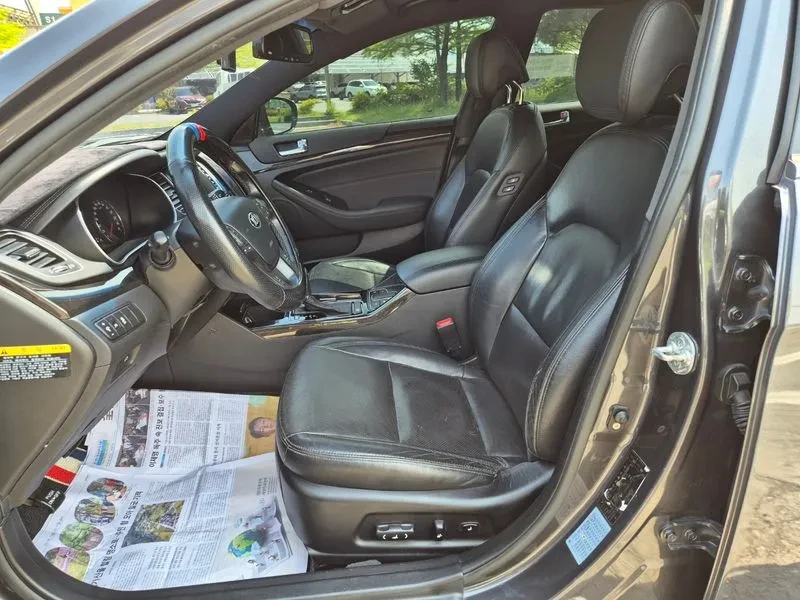 Kia K7, снимка 14 - Автомобили и джипове - 55829843