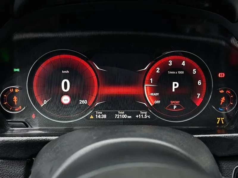 BMW 320 i - САМО 30% АВАНС, снимка 8 - Автомобили и джипове - 56304495