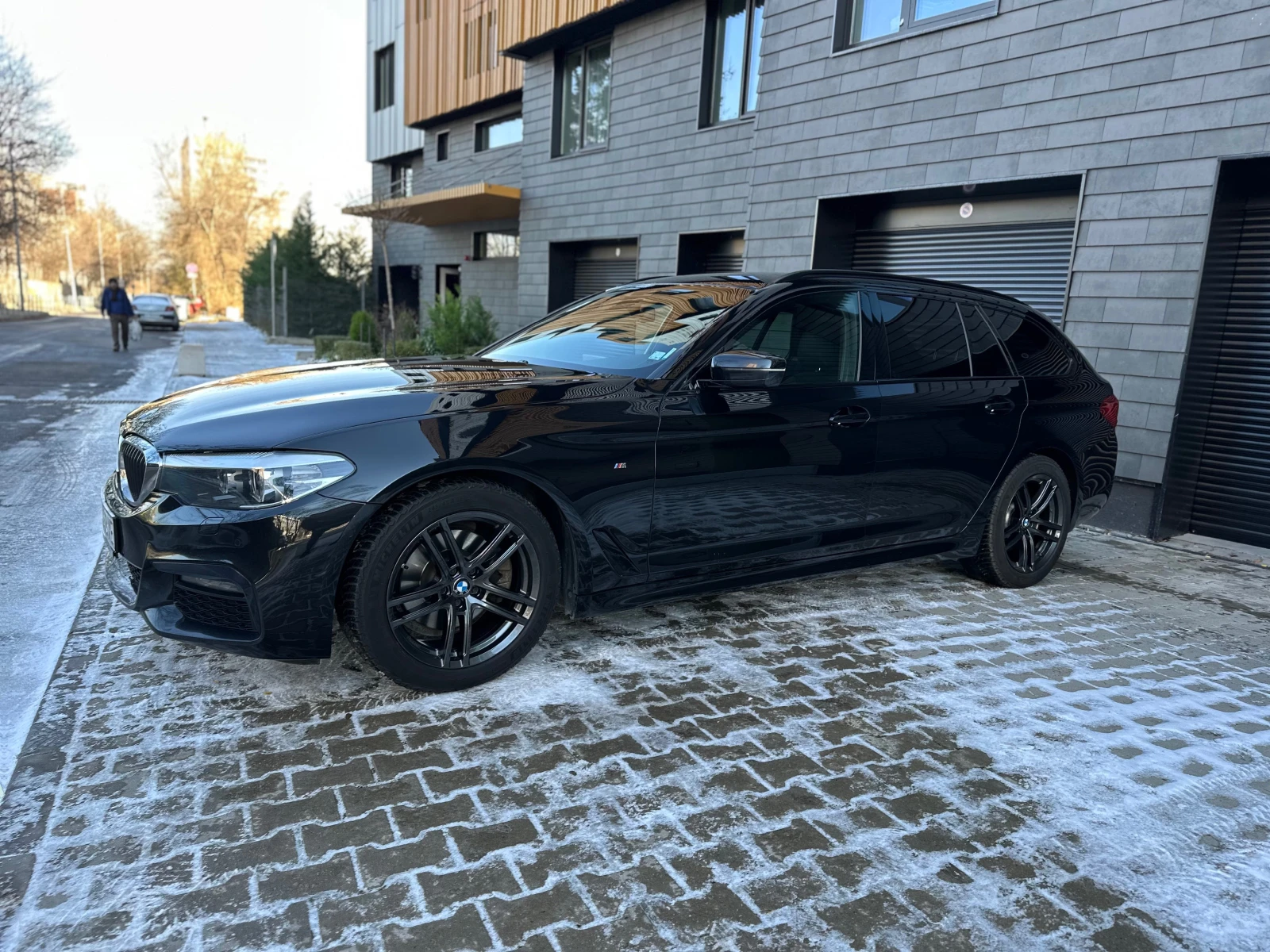 BMW 520 d M Sports Package/Shadow Line - изображение 5