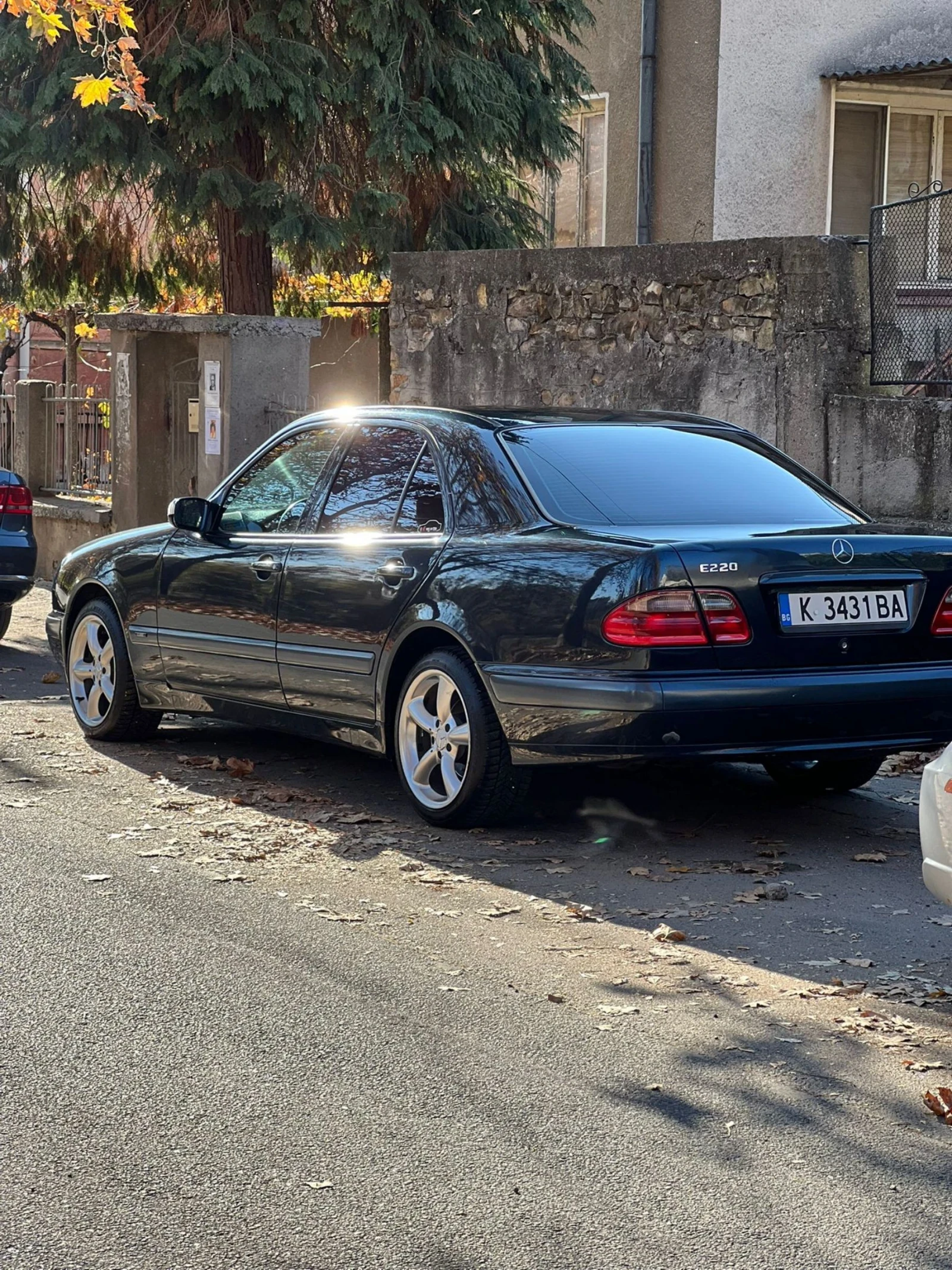 Mercedes-Benz E 200 Е200 CDi 6 Степена Фейслифт - изображение 2