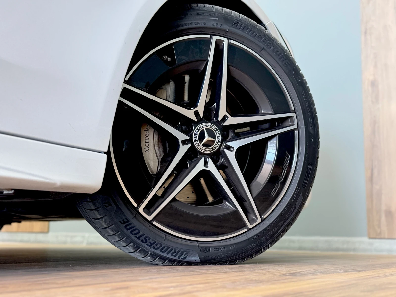 Mercedes-Benz C 300 2xAMG в Гаранция до 07.2025г. - изображение 5