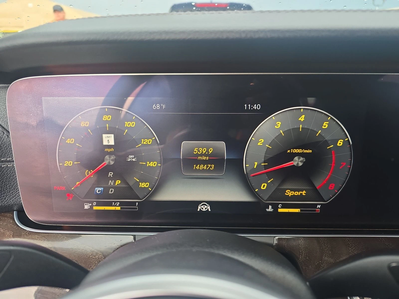 Mercedes-Benz E 450 DIGITAL* AMG* DISTRONIK* BURMASTER* 360* ОБДУХ* KE - изображение 8