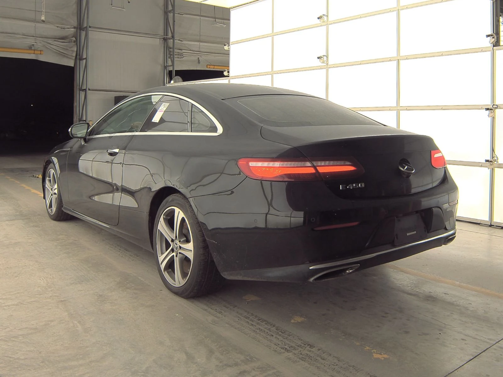 Mercedes-Benz E 450 DIGITAL* AMG* DISTRONIK* BURMASTER* 360* ОБДУХ* KE - изображение 6