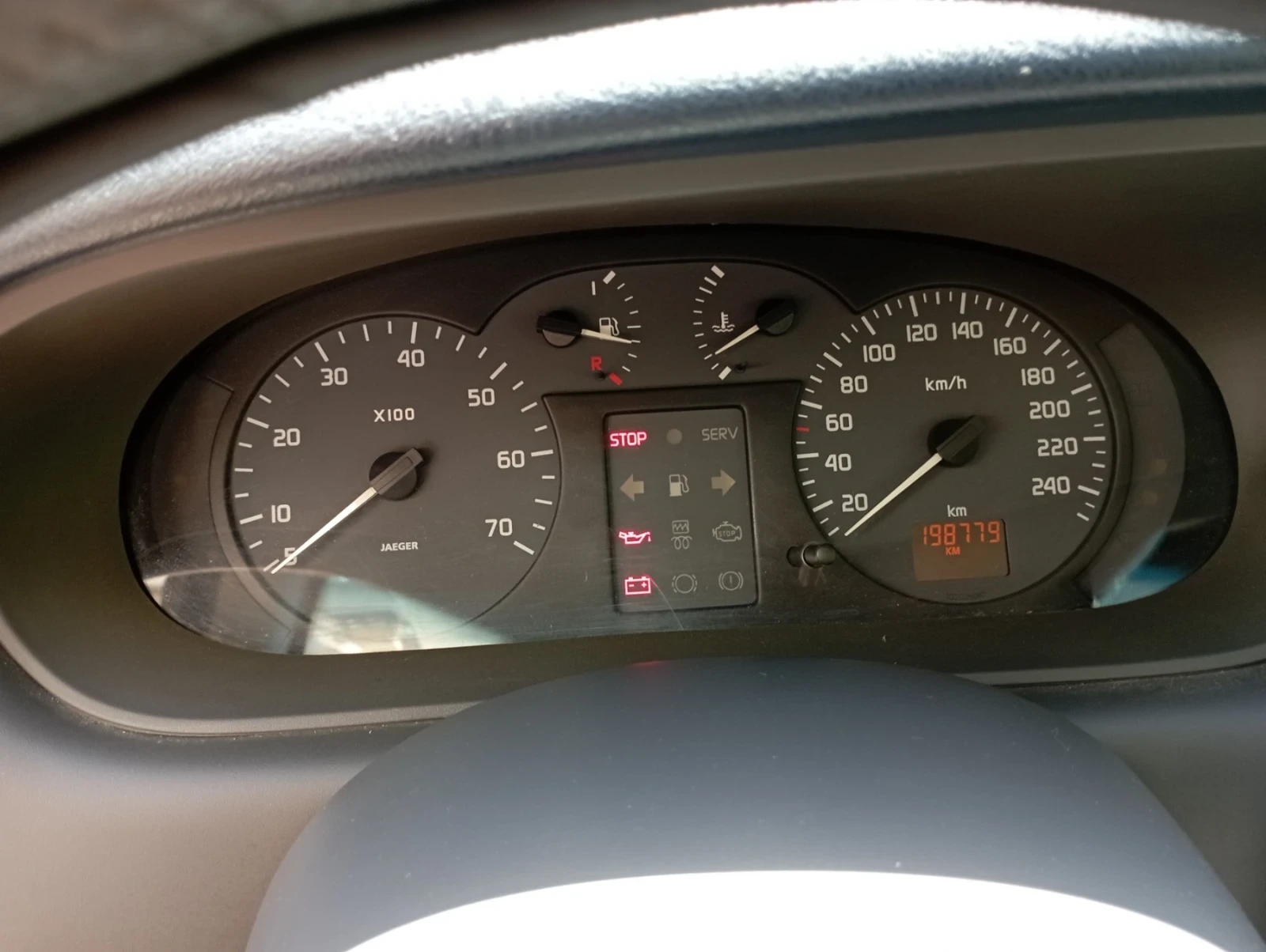 Renault Scenic 1.6 16V  - изображение 10