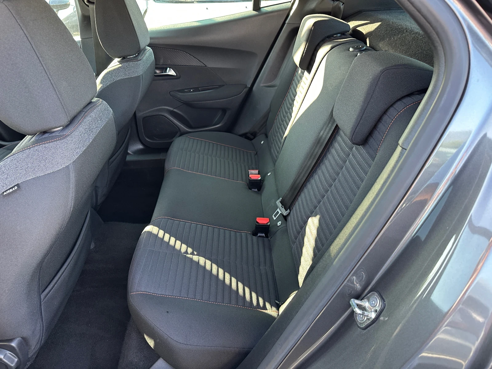 Peugeot 2008 1.5  - изображение 4