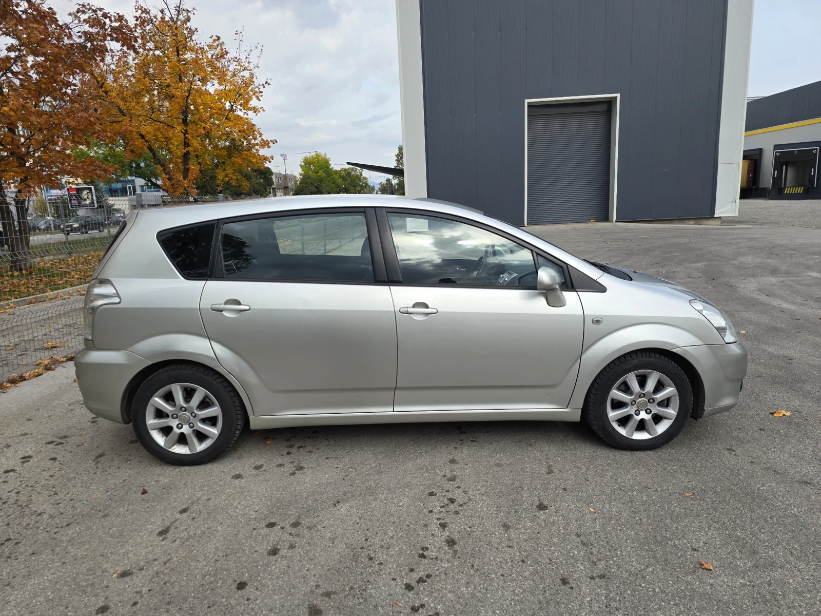 Toyota Corolla verso  - изображение 6