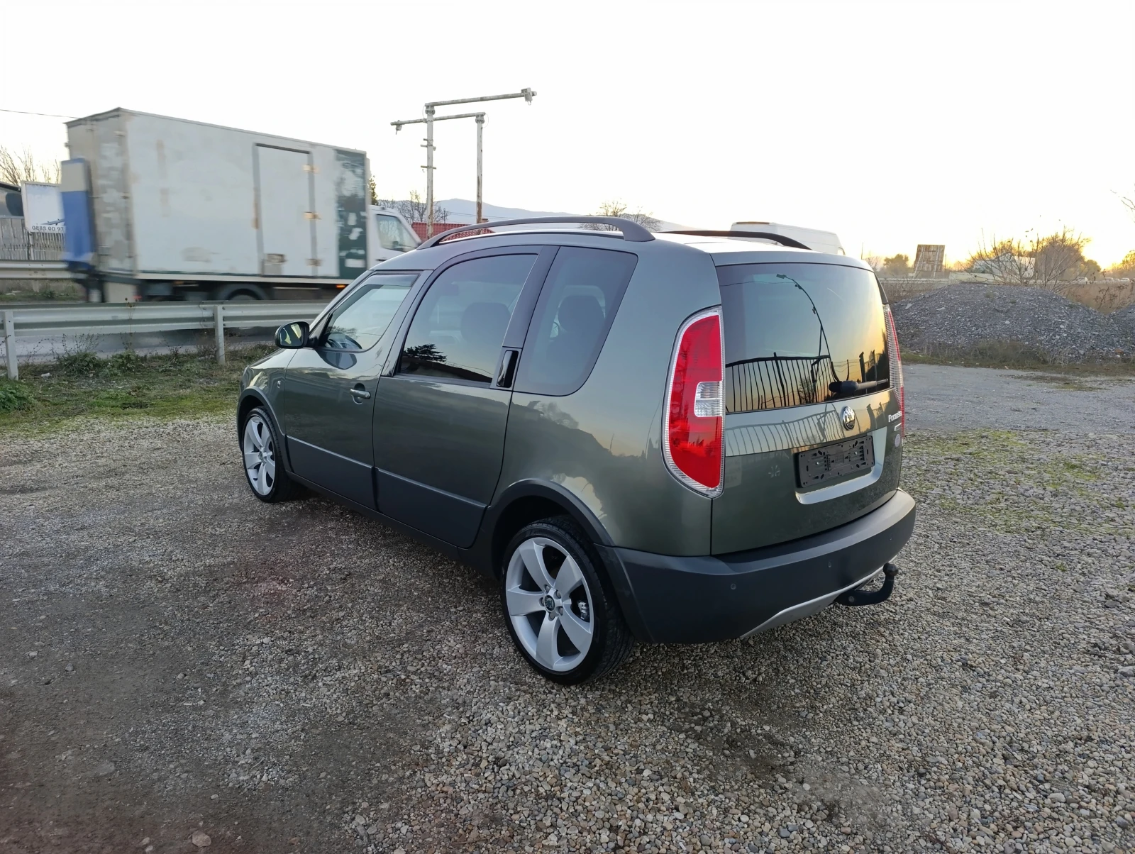 Skoda Roomster SCOUT-1.4i-16v  | Mobile.bg   5