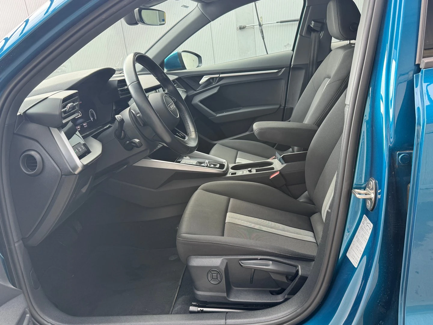 Audi A3 e-tron Sportback advanced 1.4 TFSI | Mobile.bg   4