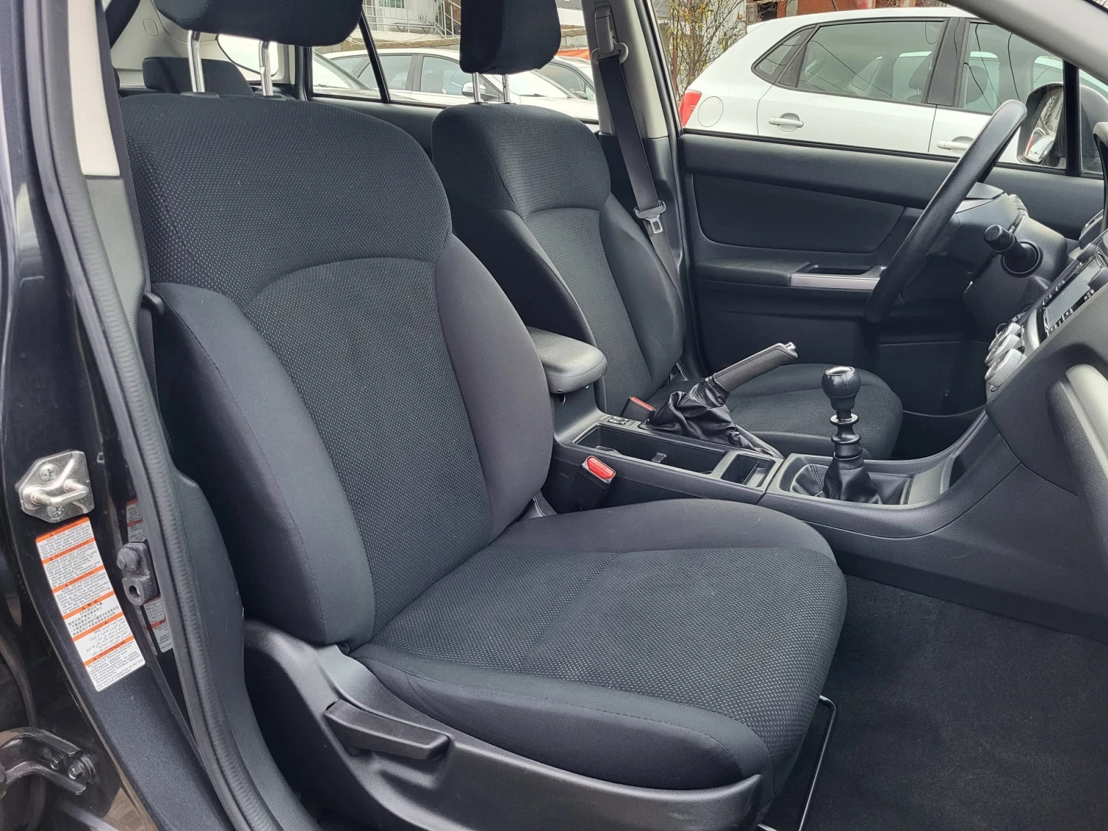 Subaru Impreza 2.0 бензин, 6 скорости. - изображение 10