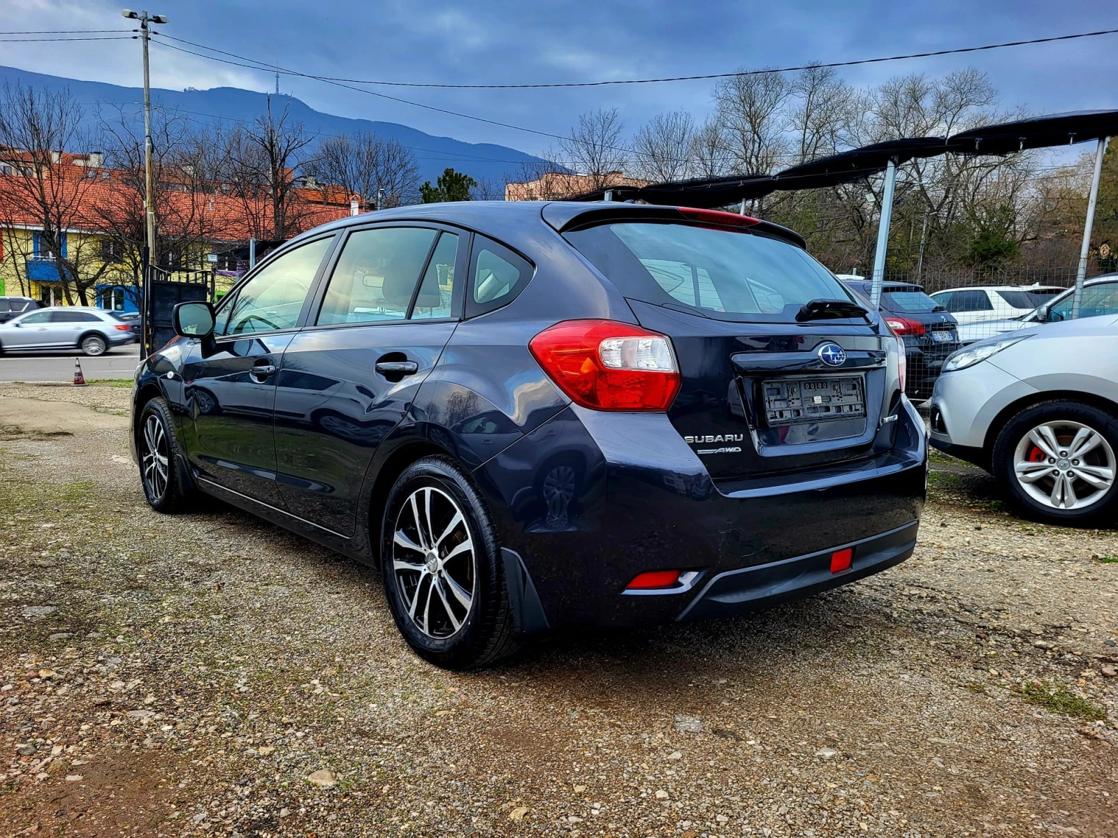 Subaru Impreza 2.0 бензин, 6 скорости. - изображение 4