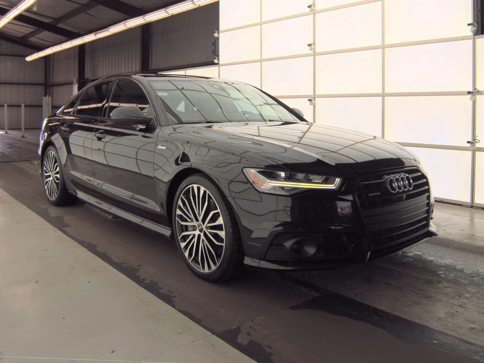 Audi A6 3.0T* MATRIX* PRESTIGE* ДИСТРОНИК* ОБДУХВАНЕ* ХЕДЪ - изображение 4