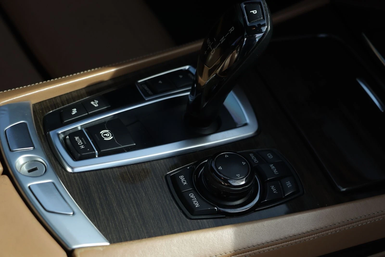 BMW 740 xDrive, снимка 6 - Автомобили и джипове - 53746802