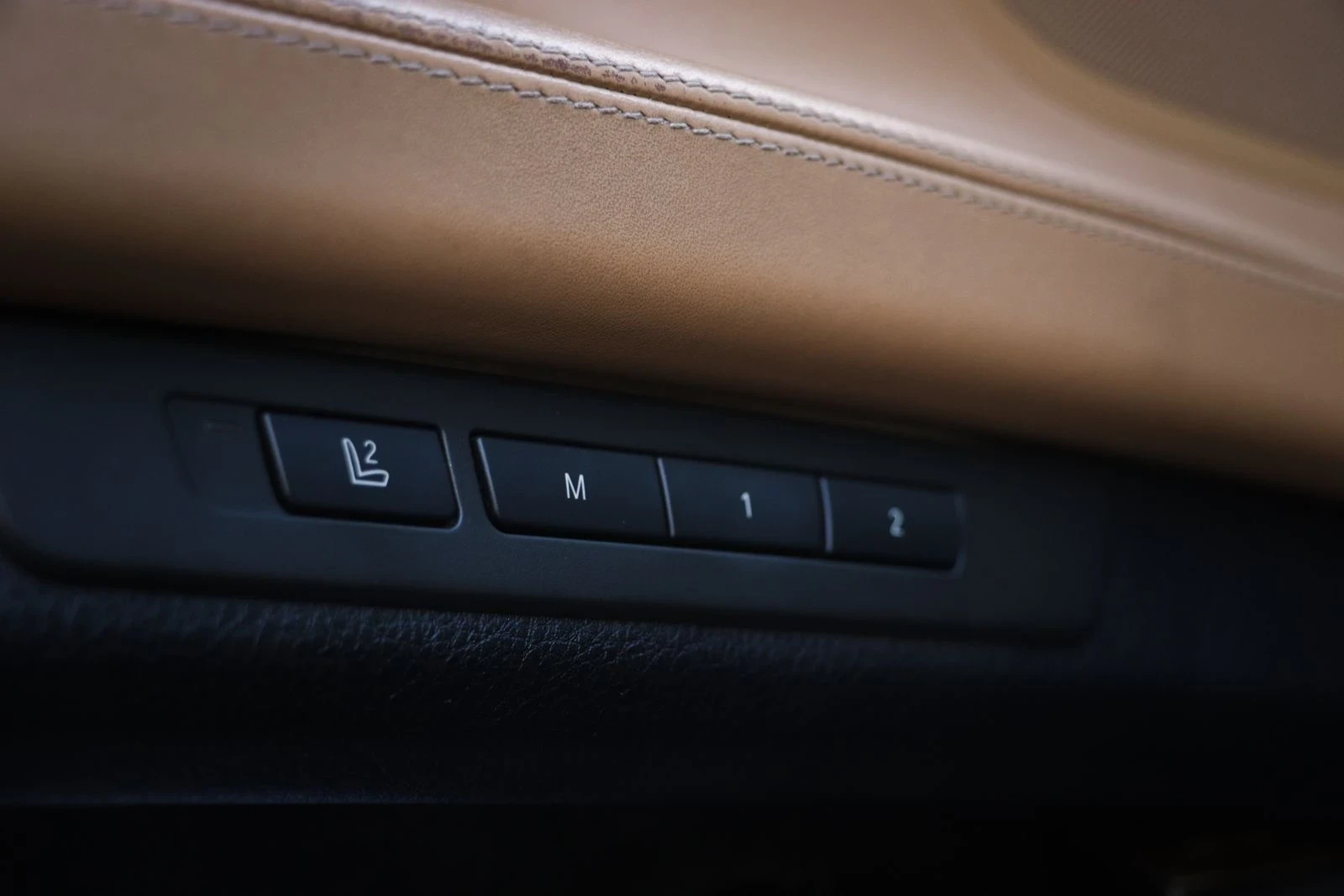 BMW 740 xDrive, снимка 14 - Автомобили и джипове - 53746802