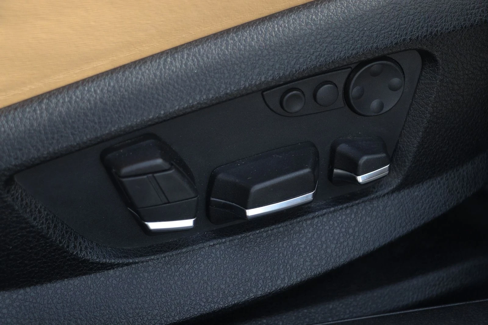 BMW 740 xDrive, снимка 10 - Автомобили и джипове - 53746802