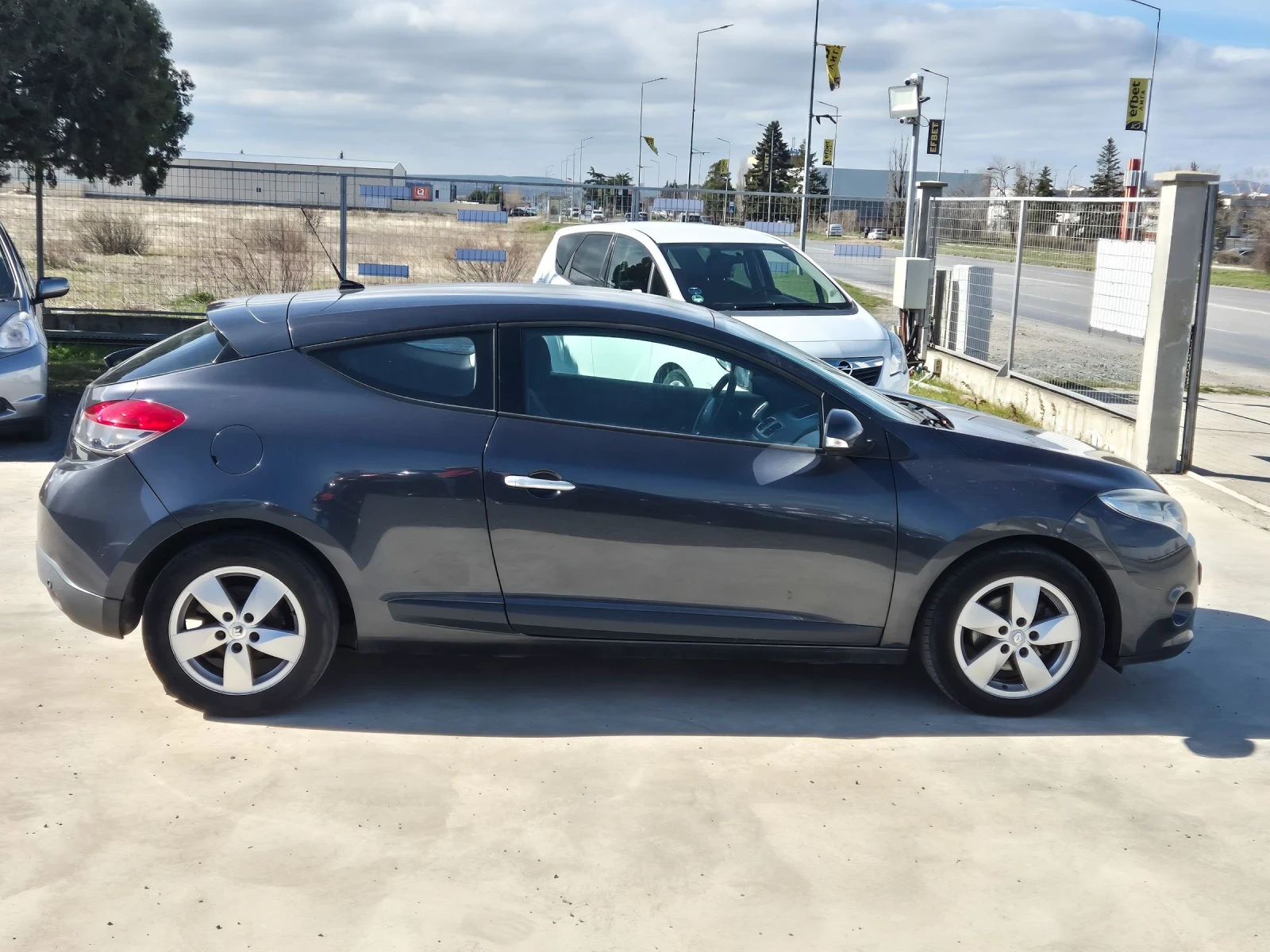 Renault Megane 1.5 DCI ����� | Mobile.bg � ����������� 6