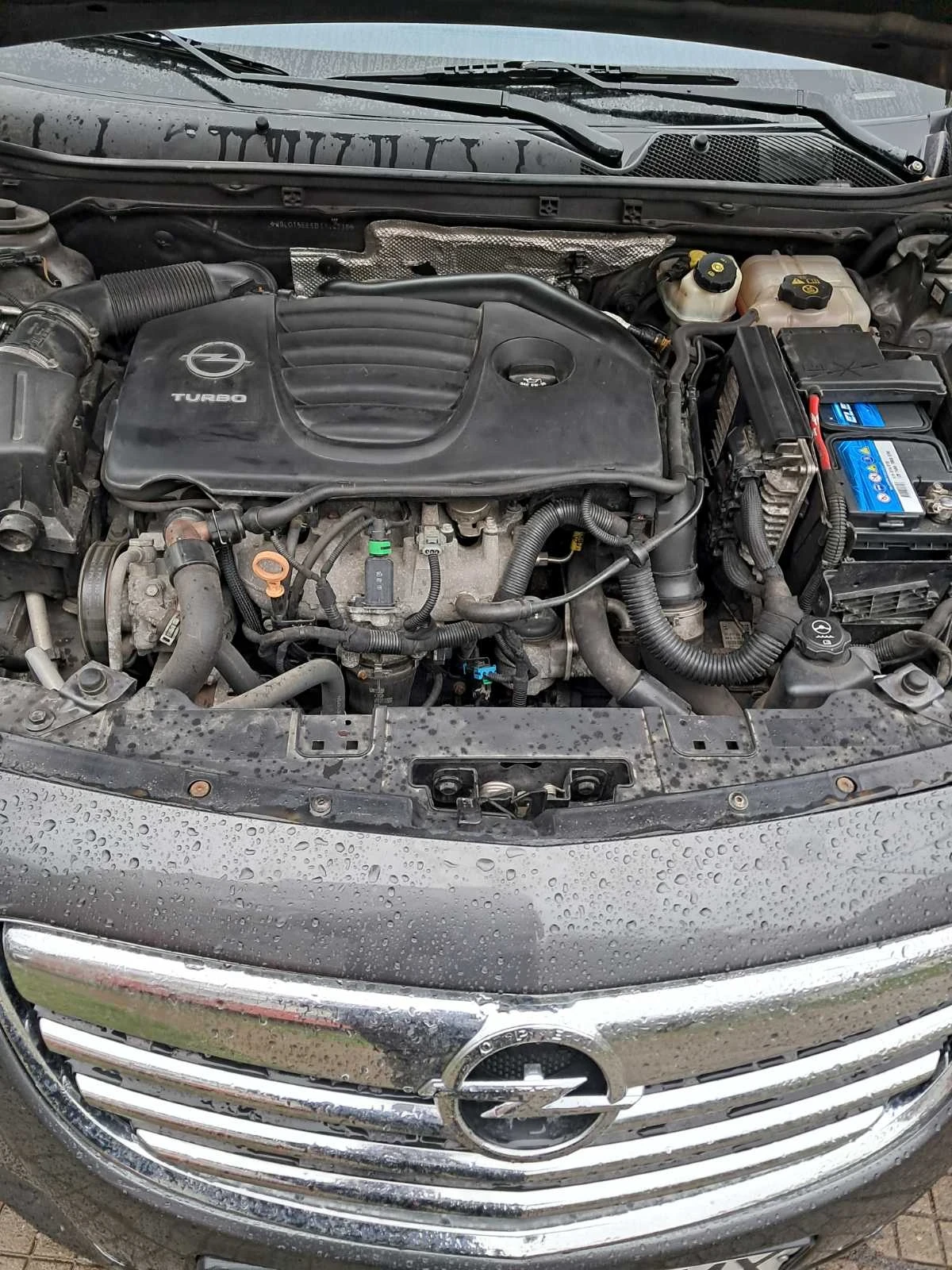 Opel Insignia, снимка 2 - Автомобили и джипове - 53927839