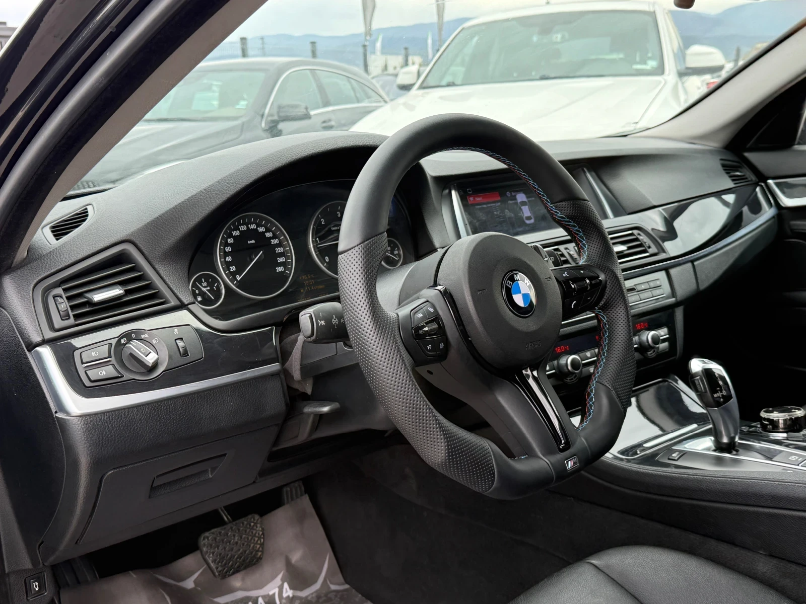 BMW 530 D* M5 Pack* 2012г* 210.000КМ* Като Нов* , снимка 7 - Автомобили и джипове - 54151470