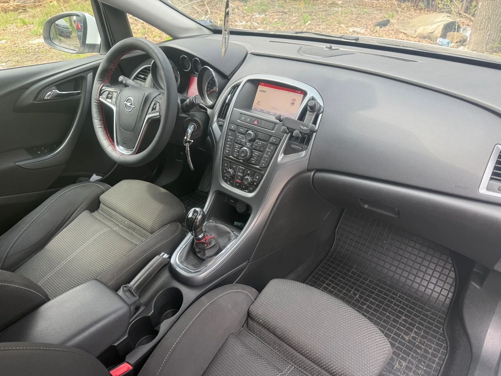 Opel Astra SPORT TOURER, снимка 10 - Автомобили и джипове - 54286474