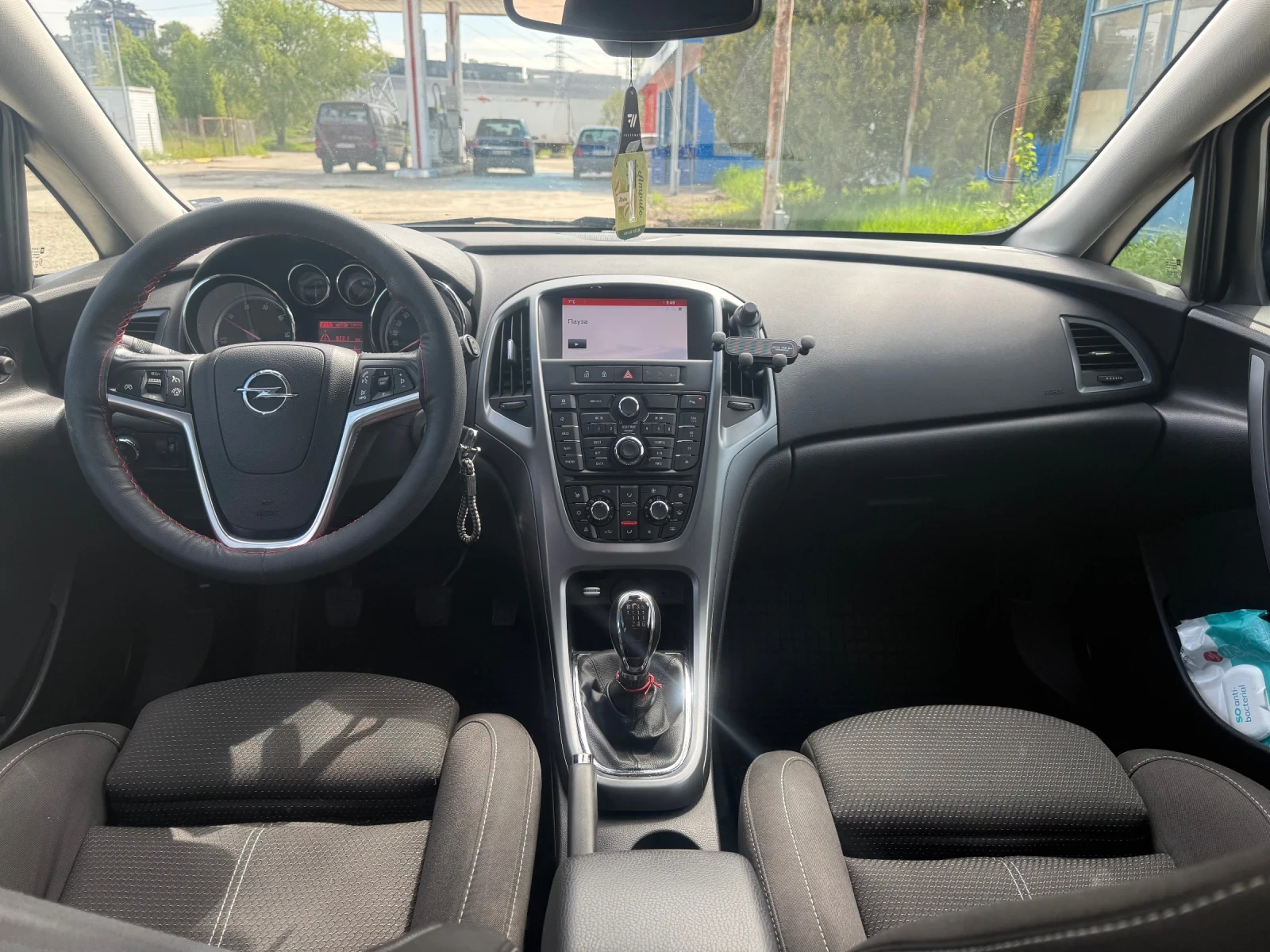 Opel Astra SPORT TOURER, снимка 8 - Автомобили и джипове - 54286474