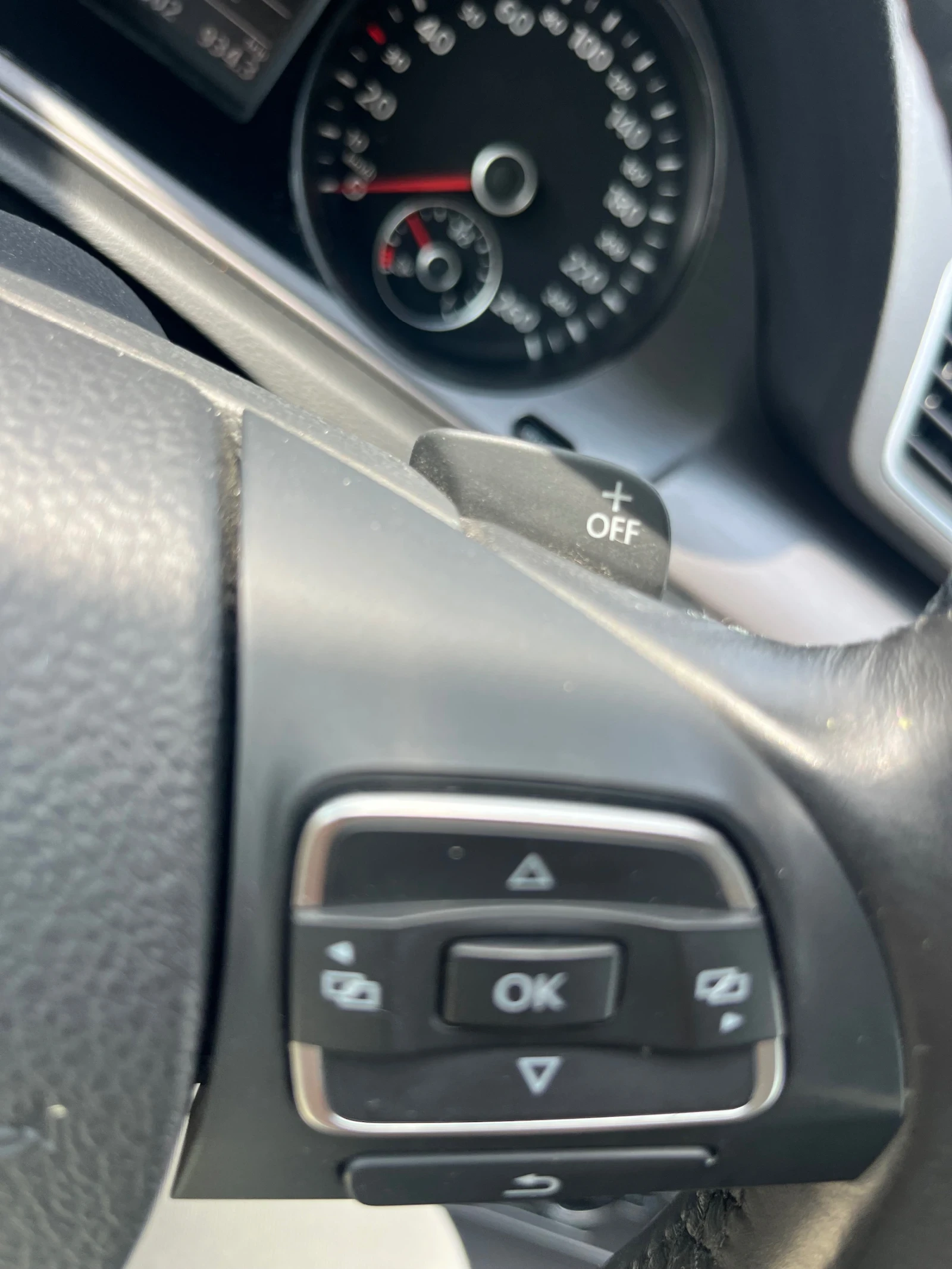 VW Passat 2.0TDI DSG, снимка 15 - Автомобили и джипове - 54374226