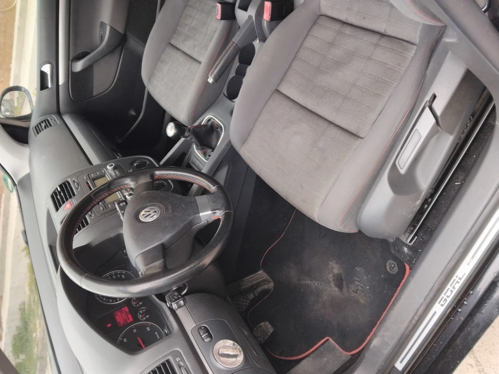 VW Golf, снимка 13 - Автомобили и джипове - 54375380