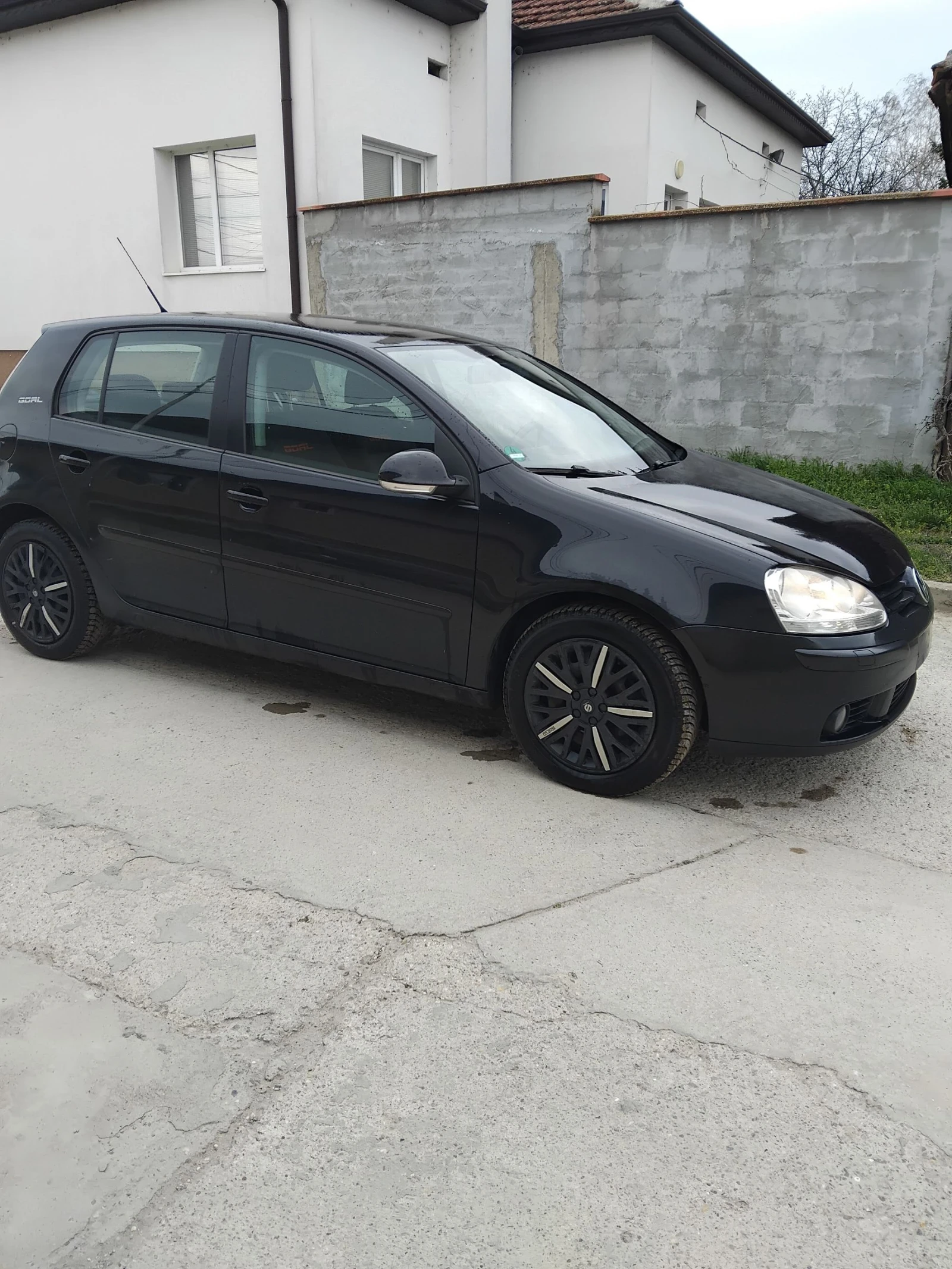 VW Golf, снимка 12 - Автомобили и джипове - 54375380